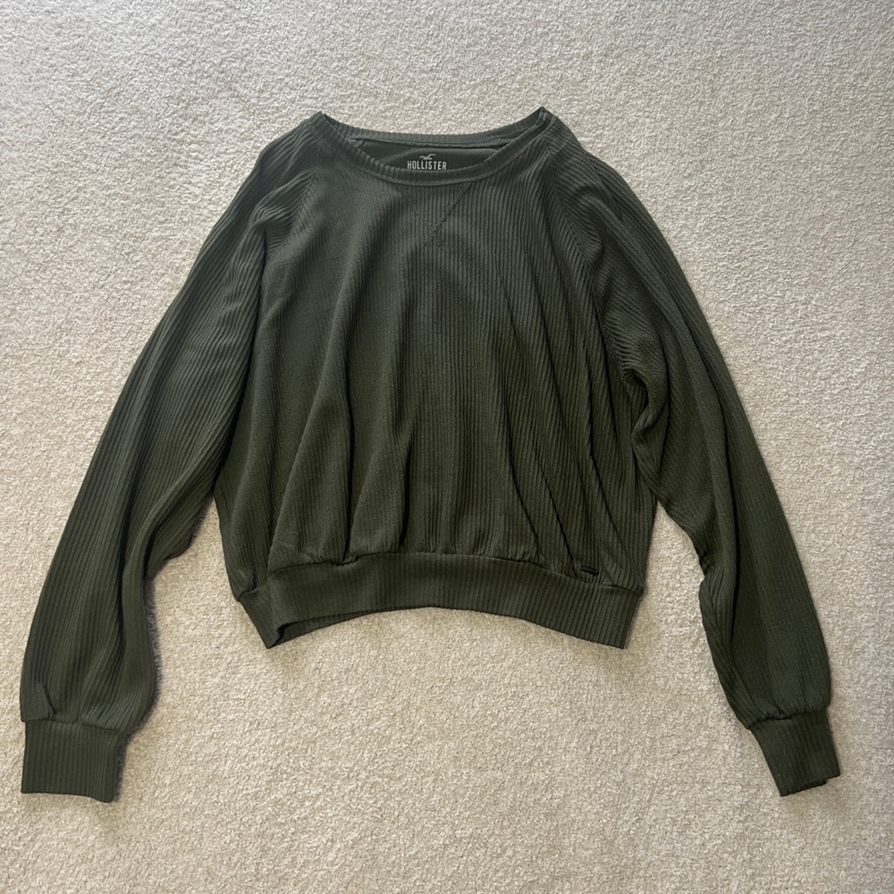 Medium Hollister green long sleeve shirt.